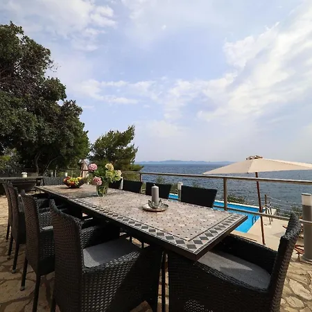 بيت للعطل Ferienhaus Mit Privatpool Fuer 8 Personen Ca 250 Qm In Pijavicino, Dalmatien Sueddalmatien