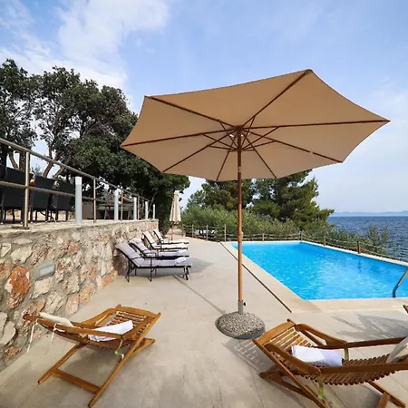 بيت للعطل Ferienhaus Mit Privatpool Fuer 8 Personen Ca 250 Qm In Pijavicino, Dalmatien Sueddalmatien *